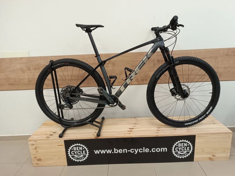 Trek Procaliber 9.7 karbonová kola bontrager