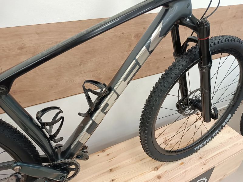 Trek Procaliber 9.7 karbonová kola bontrager