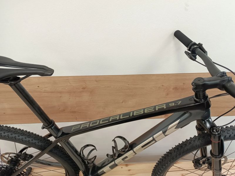Trek Procaliber 9.7 karbonová kola bontrager