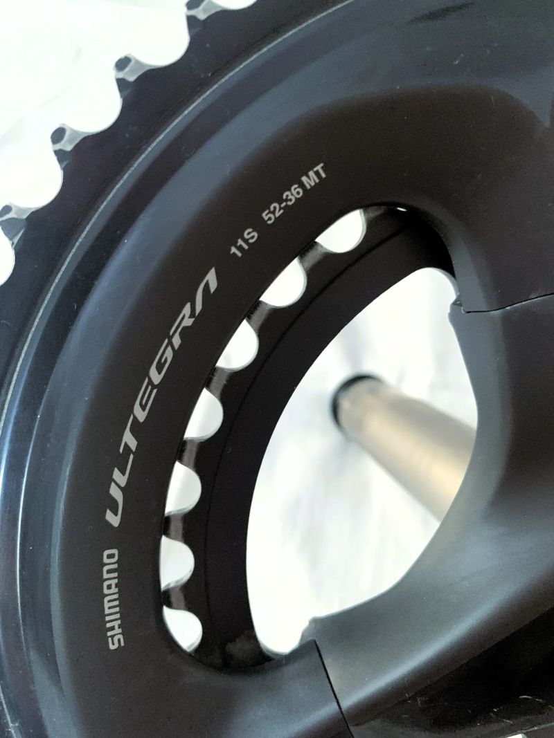 Ultegra R8000 mechanická, kotoučové brzdy