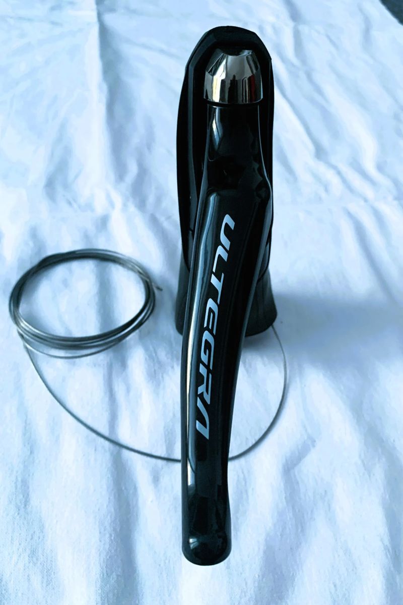 Ultegra R8000 mechanická, kotoučové brzdy