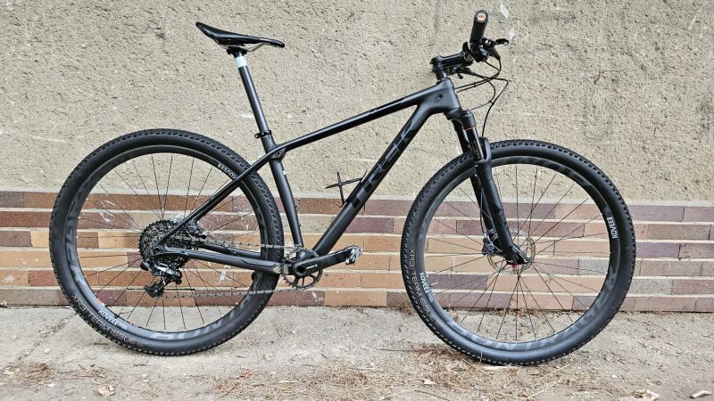 TREK Procaliber 9.8 SL velikost M/L 18.5