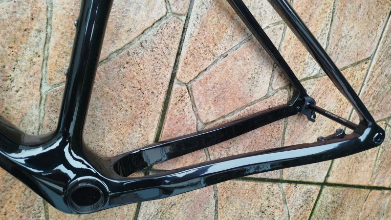 Nový karbonový MTB rám Spcycle 29" Boost vel. 21"