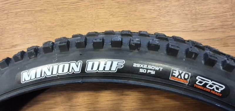 Maxxis Minion DHF