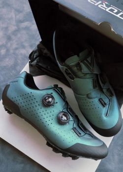 MTB tretry Vittoria XE Carbon BOA