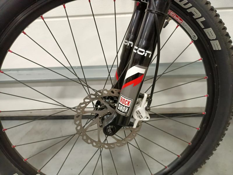 Author Revolt carbon