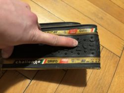 2x Cyklokrosový plášt Challenge Grifo TLR PRO 700x33C