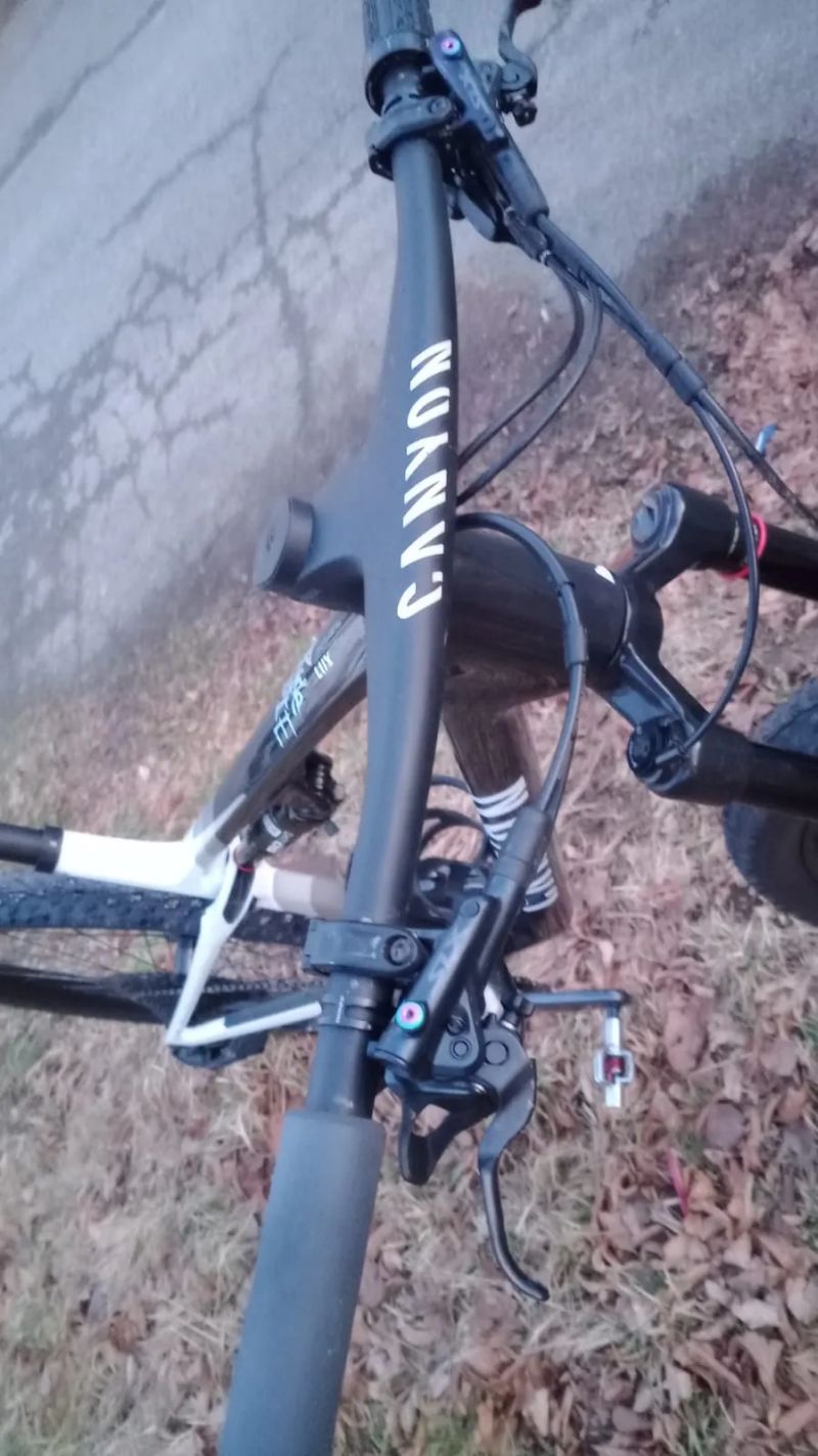 Canyon Lux Trail CF 7 ZÁRUKA!!! 