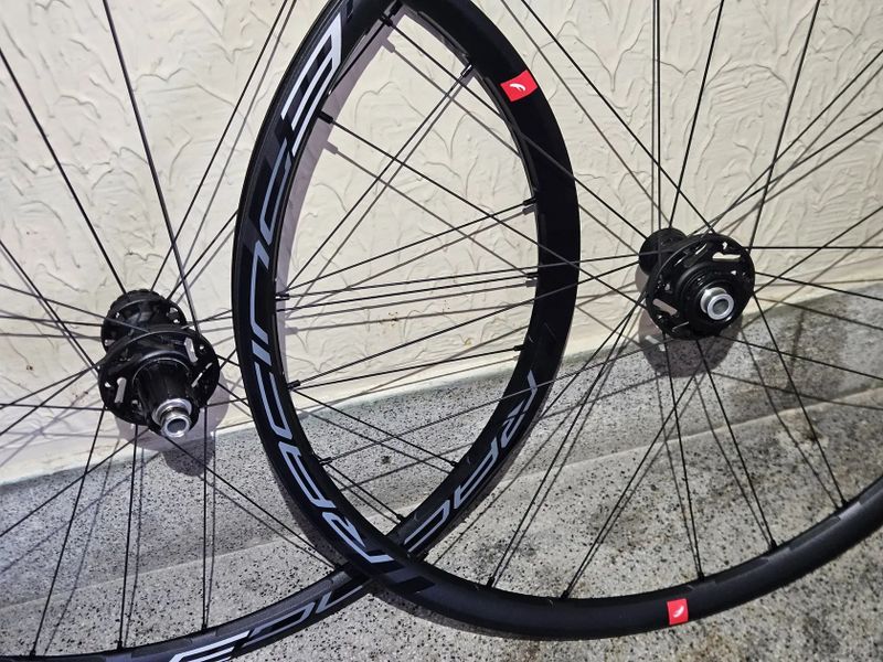 Silniční kola Fulcrum Road Racing 3 DB (CL/HG)