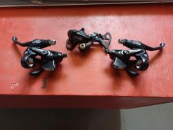 Prodám řazení Shimano Alivio 3x8 převodů, 