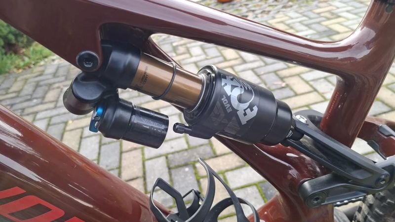 Specialized Levo Pro Carbon, Kashima, TOP STAV, DPH