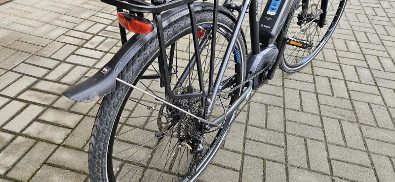 Trekingové elektrokolo GENESIS eLITE CROSS