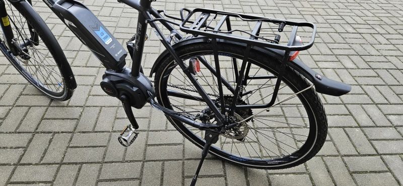 Trekingové elektrokolo GENESIS eLITE CROSS