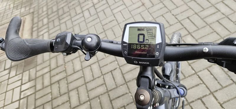 Trekingové elektrokolo GENESIS eLITE CROSS