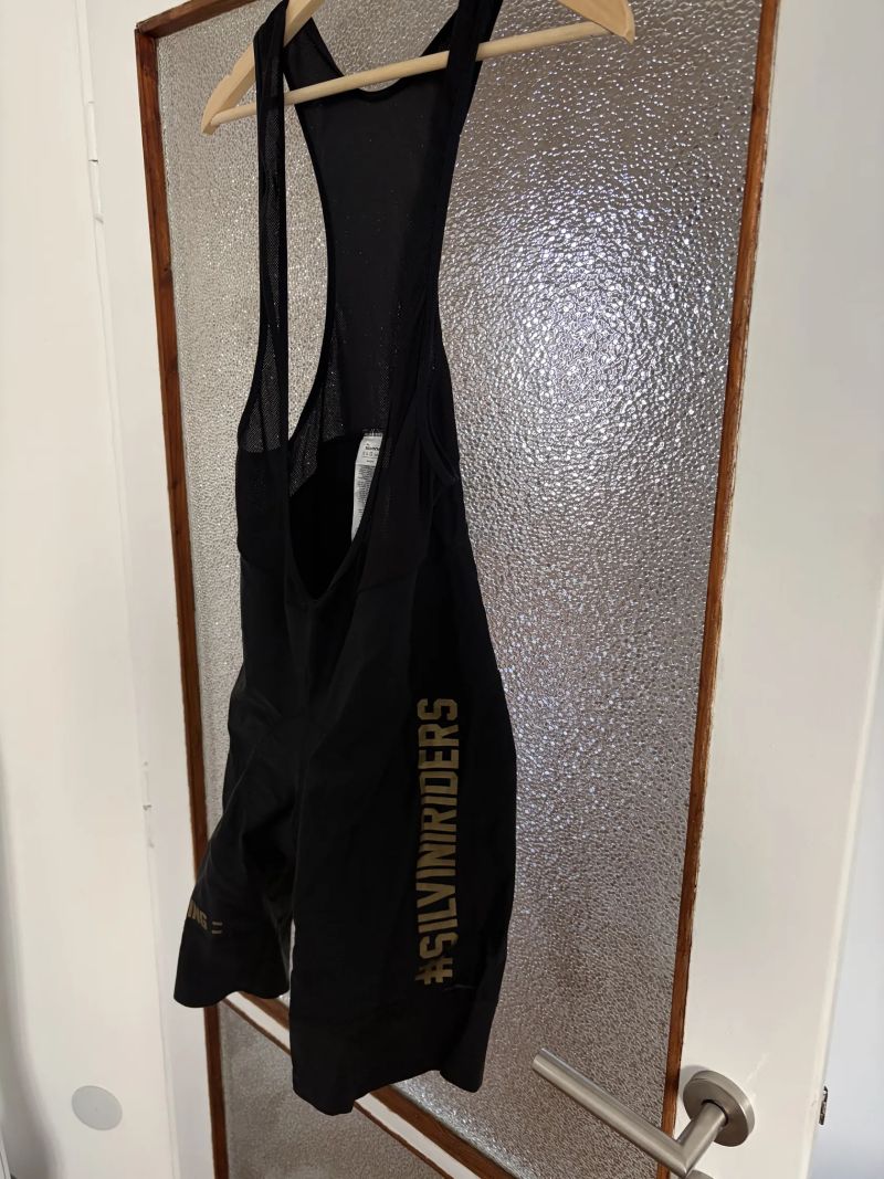 Silvini dres, kraťasy a ponožky kalas černé 43-46