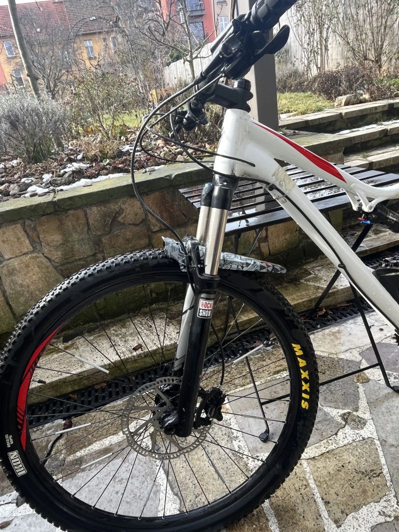 Specialized Camber COMP 