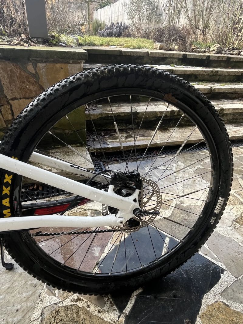 Specialized Camber COMP 