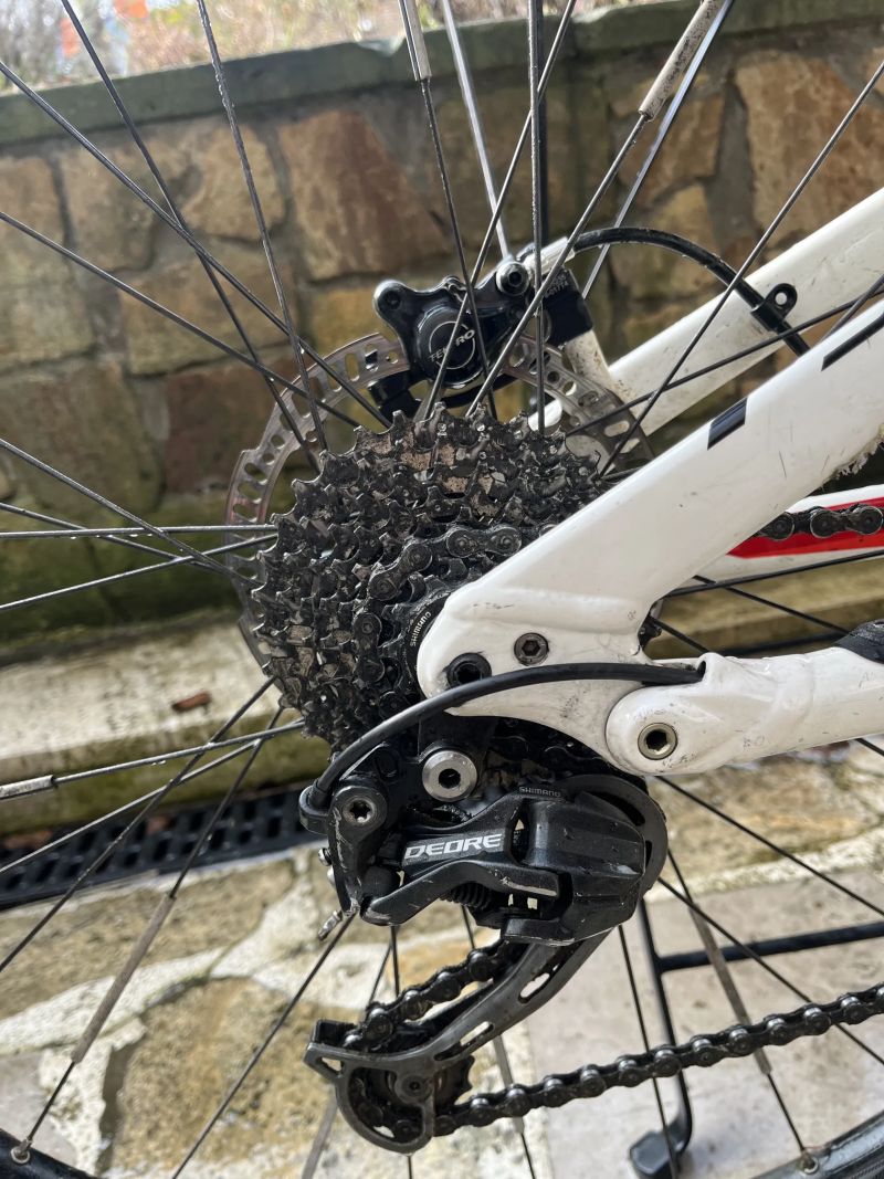 Specialized Camber COMP 