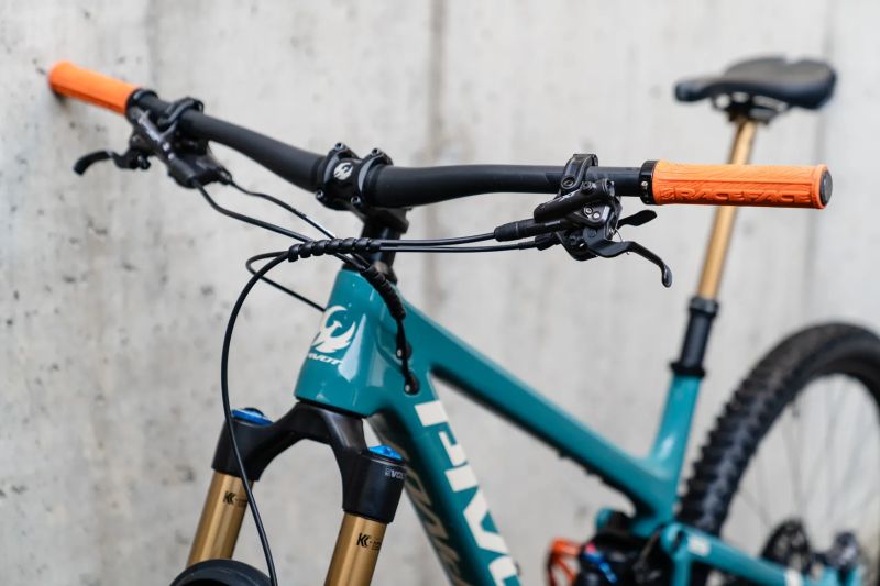 Pivot Cycles Trail 429 enduro