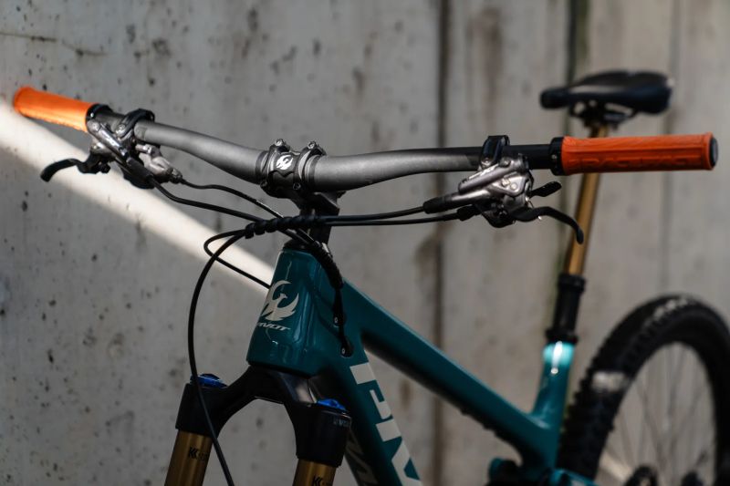 Pivot Cycles Trail 429 enduro