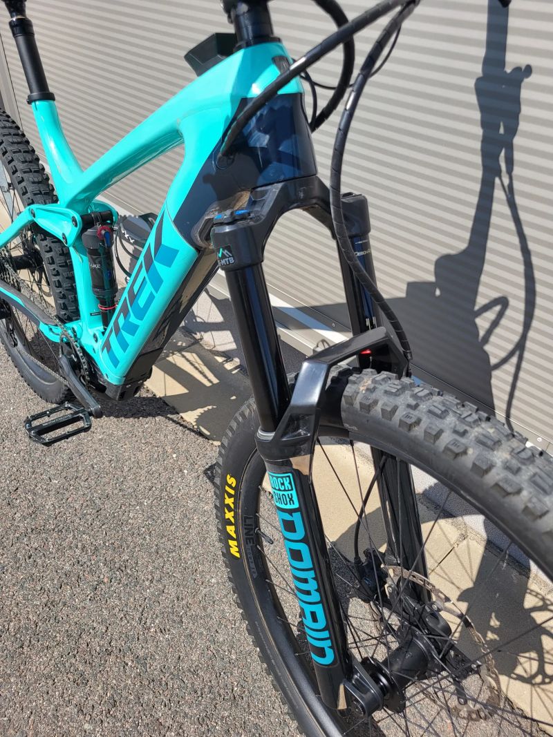 Trek Rail 9.7 Gen 2, vel. XL, 1 500 km