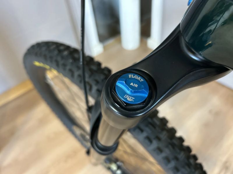 Specialized Turbo Levo Comp SL Carbon – GX AXS – TOP stav