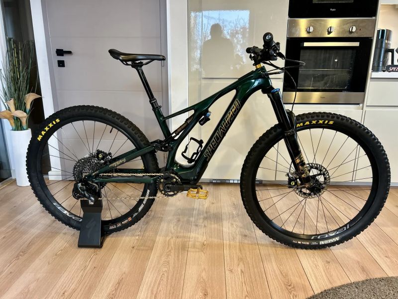 Specialized Turbo Levo Comp SL Carbon – GX AXS – TOP stav