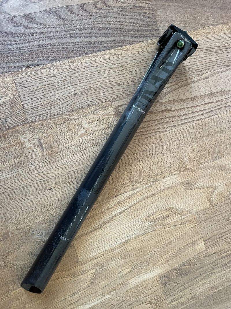 Karbonová sedlovka VFV Deep-V 400mm 30.9mm