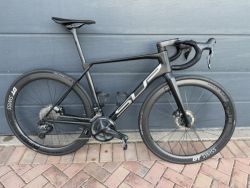 Superior X-Road Team Issue GF