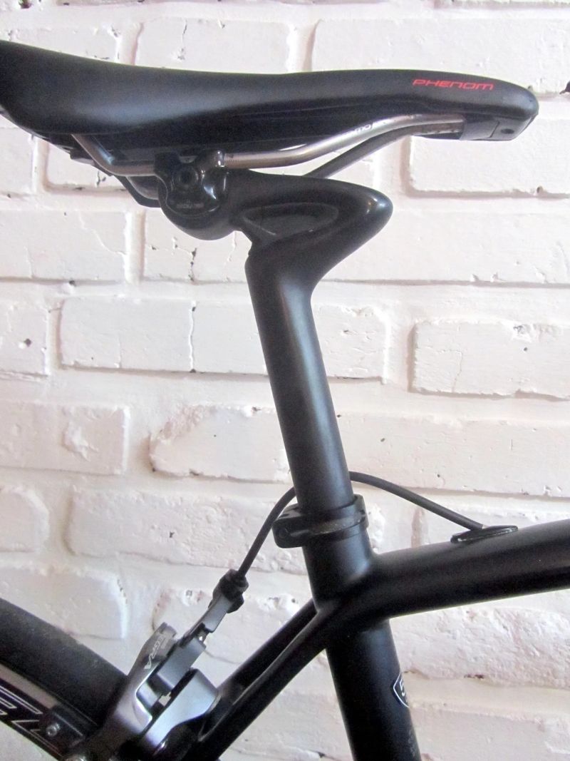 SPECIALIZED ROUBAIX SL4 na Shimano ULTEGRA DI2, 52 cm. PC 90.000Kč. 1ROK ZÁRUKA