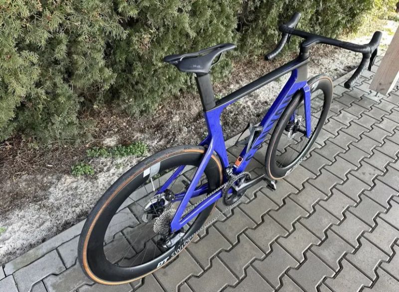 Canyon Aeroad CF SLX 8 Di2