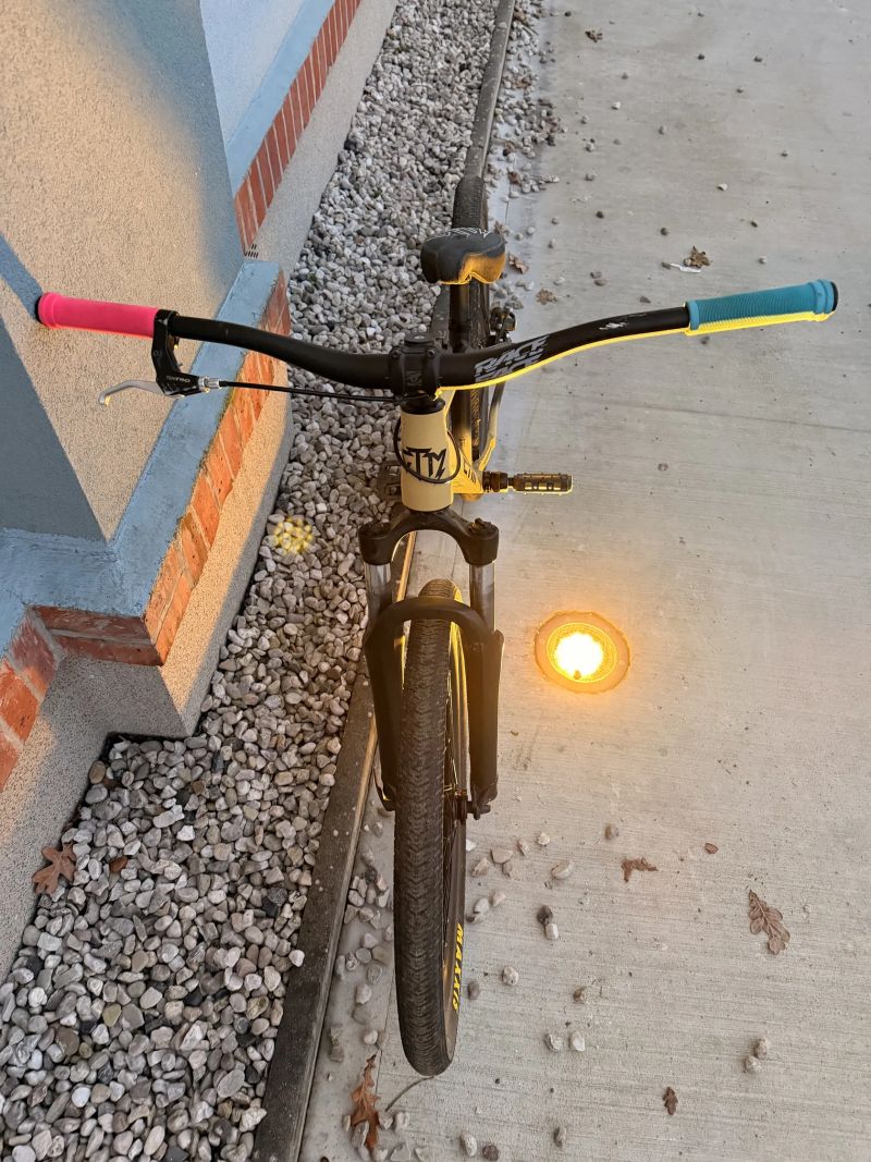 Ctm dirking matt sand black