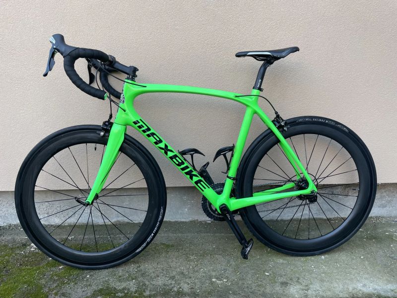 Karbonové kolo Maxbike