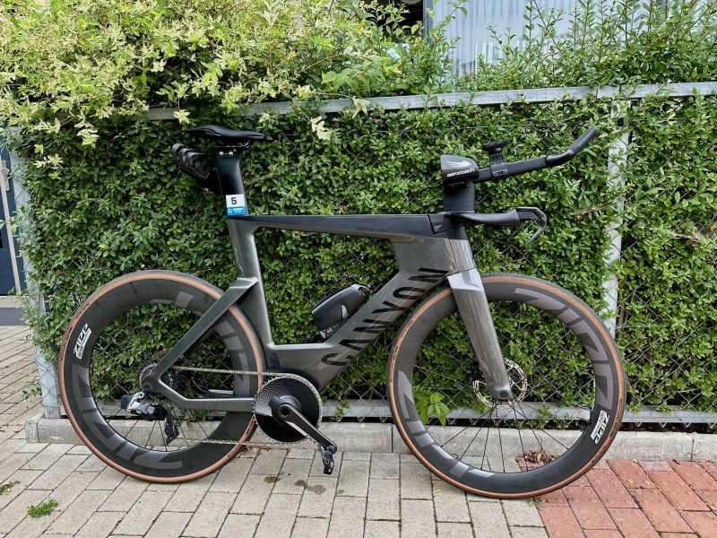 Canyon Speedmax CF SLX