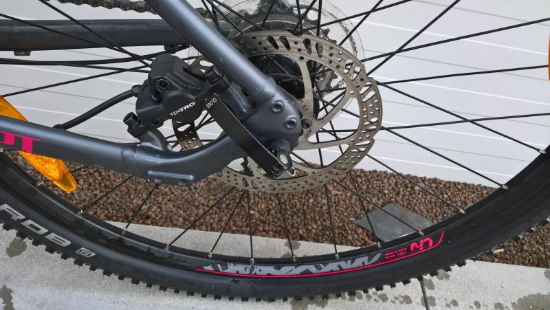 Dámský Giant LIV 27,5 rám M