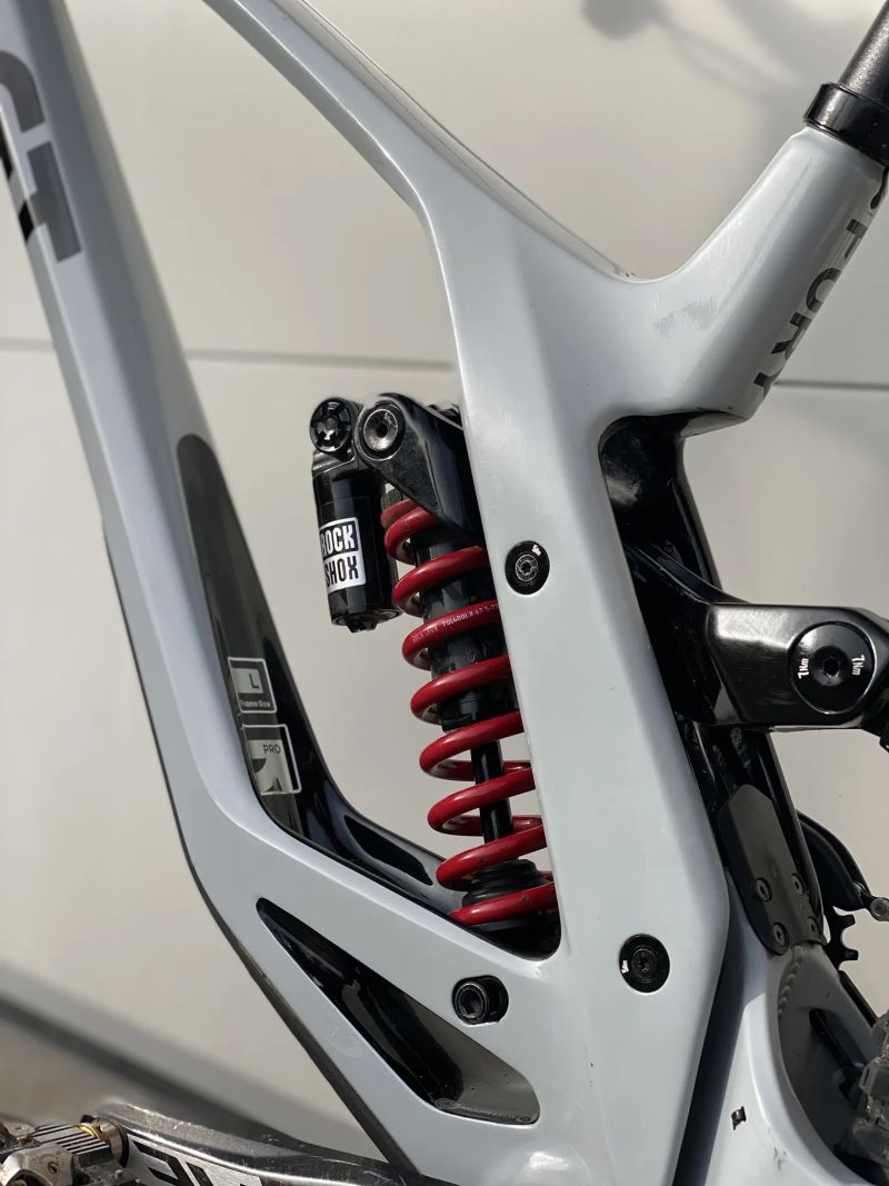 Downhill GT Fury 2025