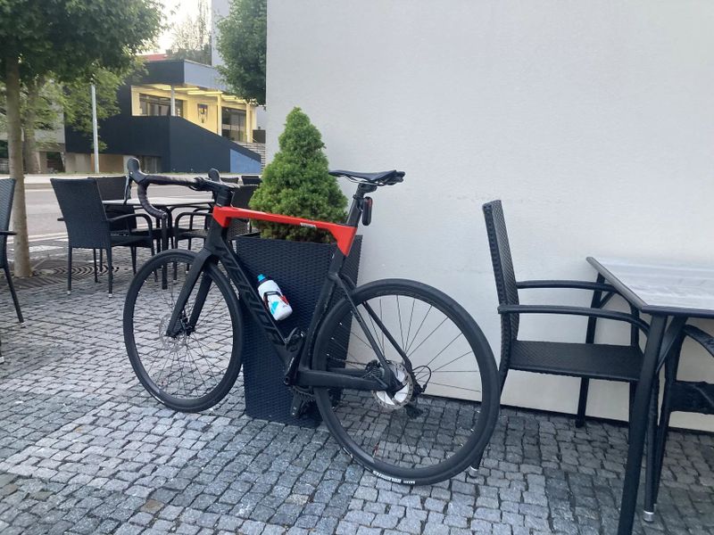 MERIDA REACTO 4000 Silk Black/Red