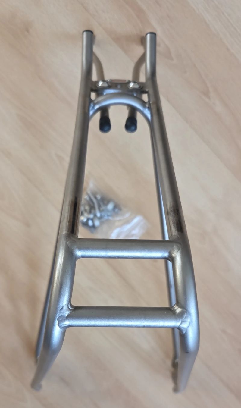 Titanový nosič Tubus Airy 