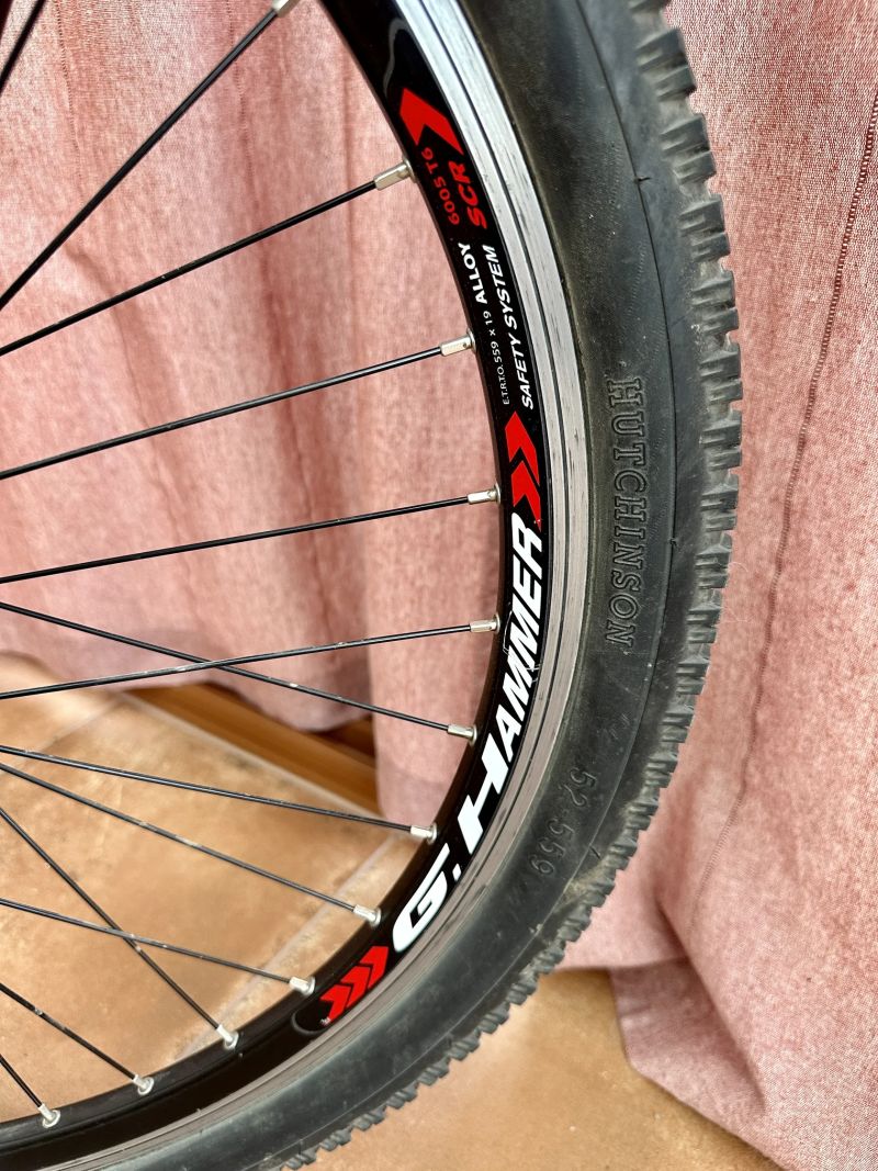 Author Basic SX, vel. 19", RST First Air, Deore