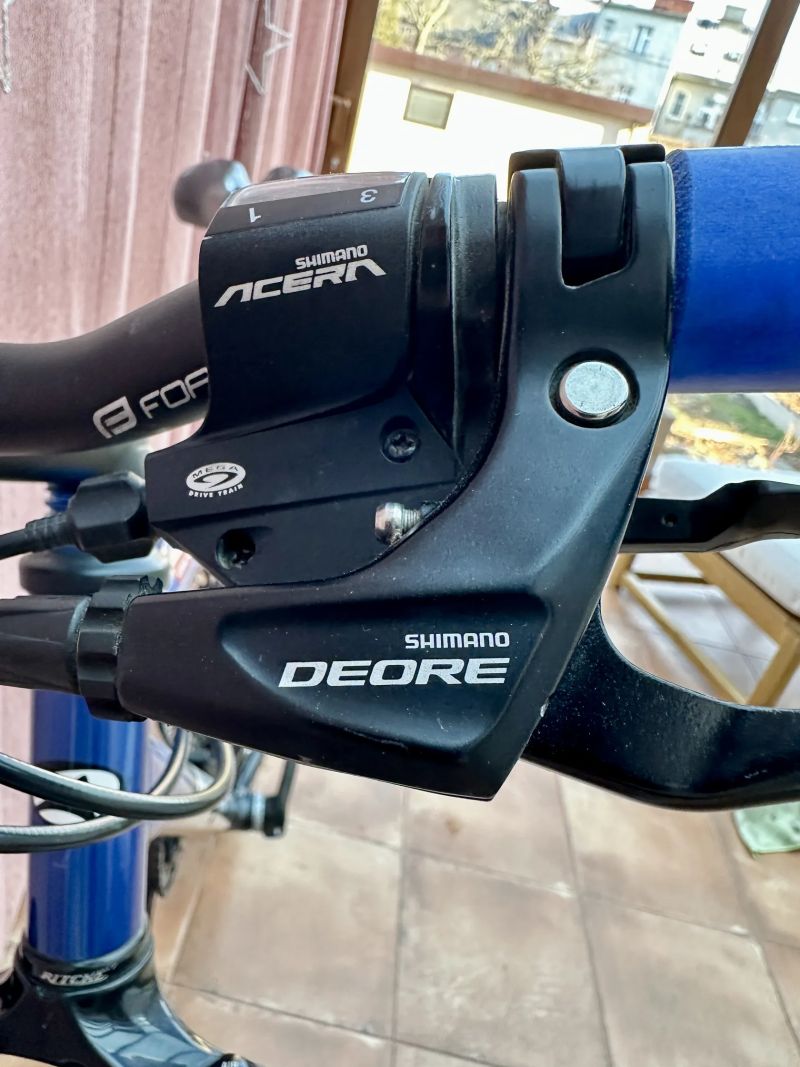 Author Basic SX, vel. 19", RST First Air, Deore