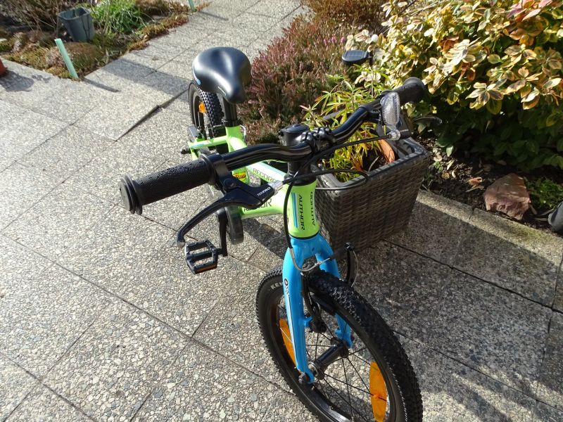 Superlehké kolo AUTHOR Record ve velikosti 16"