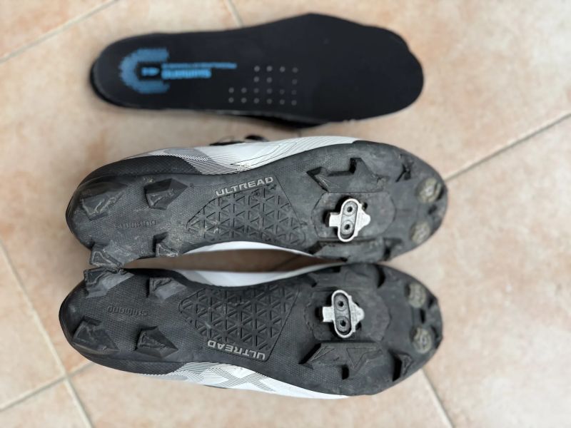 MTB tretry SHIMANO SH-XC702 wide 45.