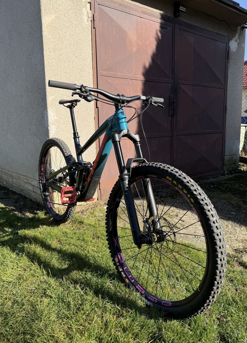 Trek Slash 7