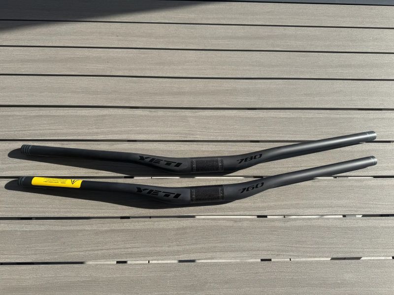 Karbonová řidítka Yeti Turq 760/780mm