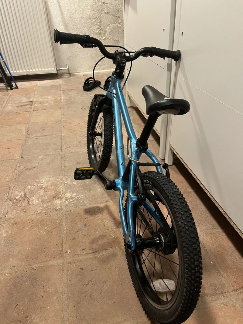 Dětské jízdní kolo RASCAL 16