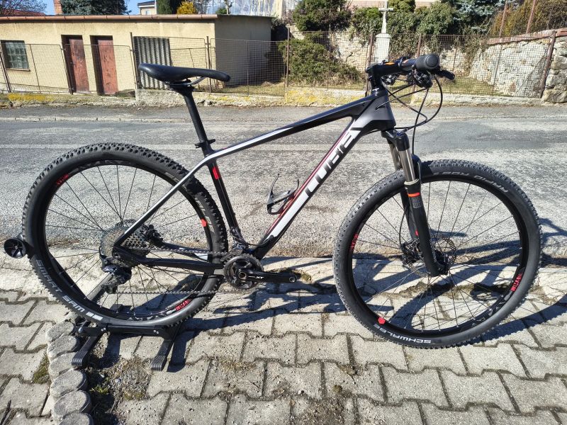 KARBONOVÉ HORSKÉ KOLO CUBE ,., SHIMANO XT