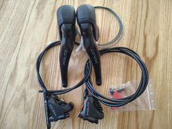 Shimano GRX 1x11, páky rx600,třmeny rx400