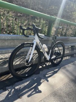 Canyon Ultimate CF SL 8 Aero