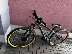 HORSKÉ 24" KOLO ROCKRIDER 920 TMAVĚ ZELENÉ