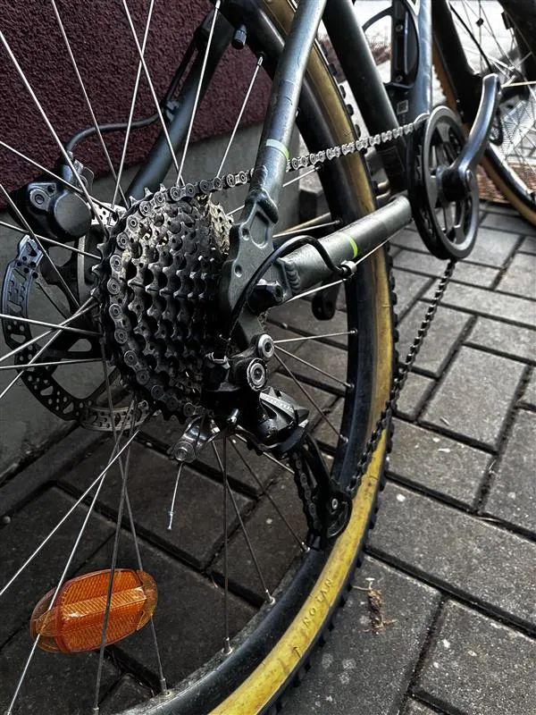 HORSKÉ 24" KOLO ROCKRIDER 920 TMAVĚ ZELENÉ